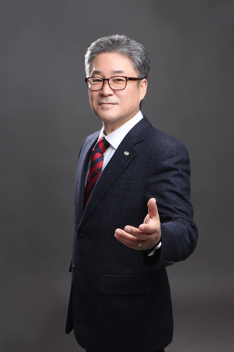 기업진단전문법인 대표이사 홍태익 박사 - 재무관리 경영지도사, 기업진단 전문가